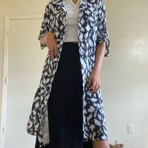 Black and white modern kimono